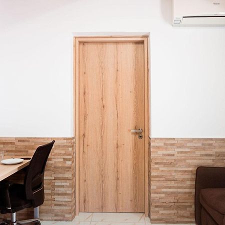 Dub House 3 Apartment Paphos Bagian luar foto